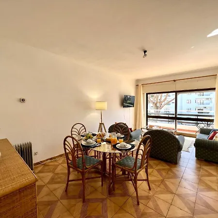 Palm Tree With Pool By Homing *