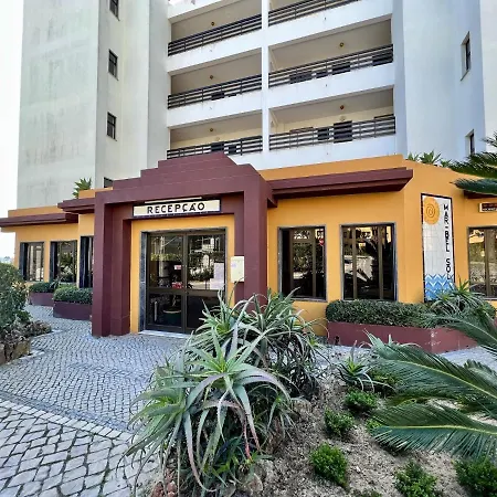 Palm Tree With Pool By Homing * Βιλαμούρα