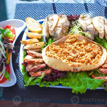 Διαμέρισμα Palm Tree With Pool By Homing Βιλαμούρα