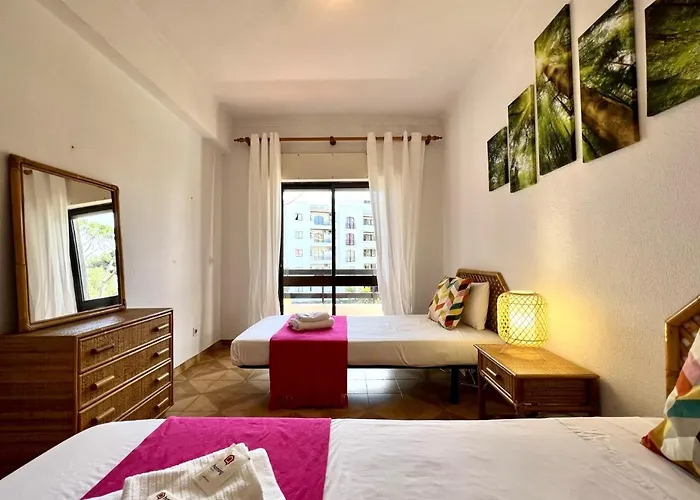 Palm Tree With Pool By Homing Apartament Vilamoura